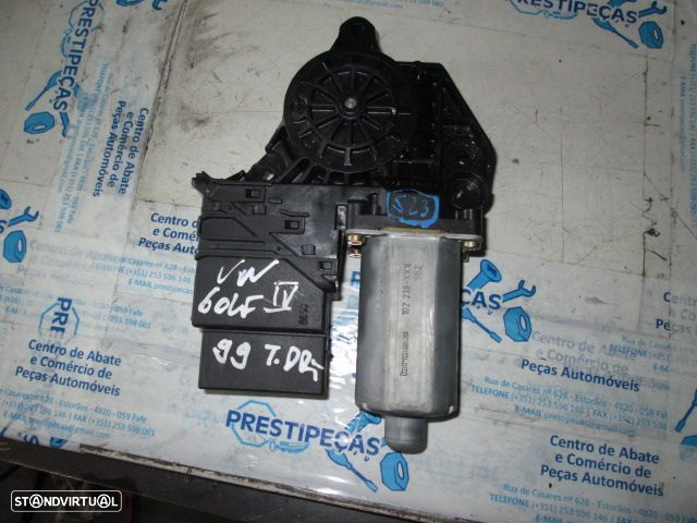 Motor Elevador Vidro 101438 202 0130821766 VW GOLF 4 1999 TD - 2