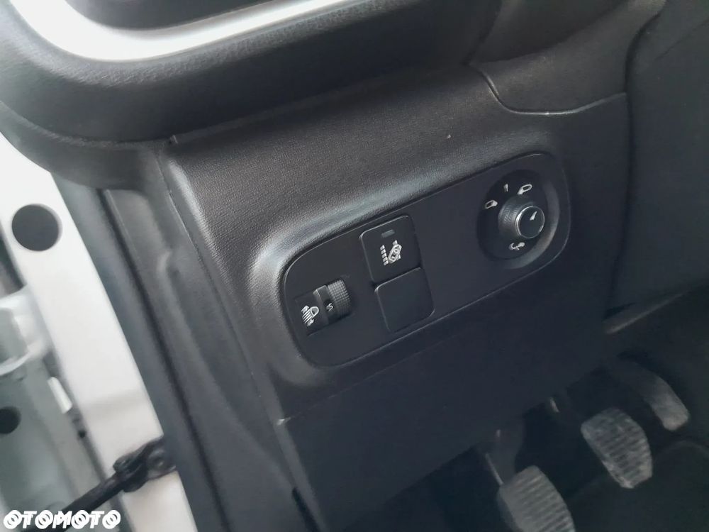 Citroën C3 1.2 PureTech Shine - 8