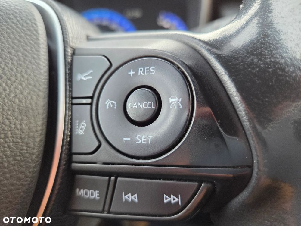 Toyota Corolla 1.8 Hybrid GPF Comfort - 24