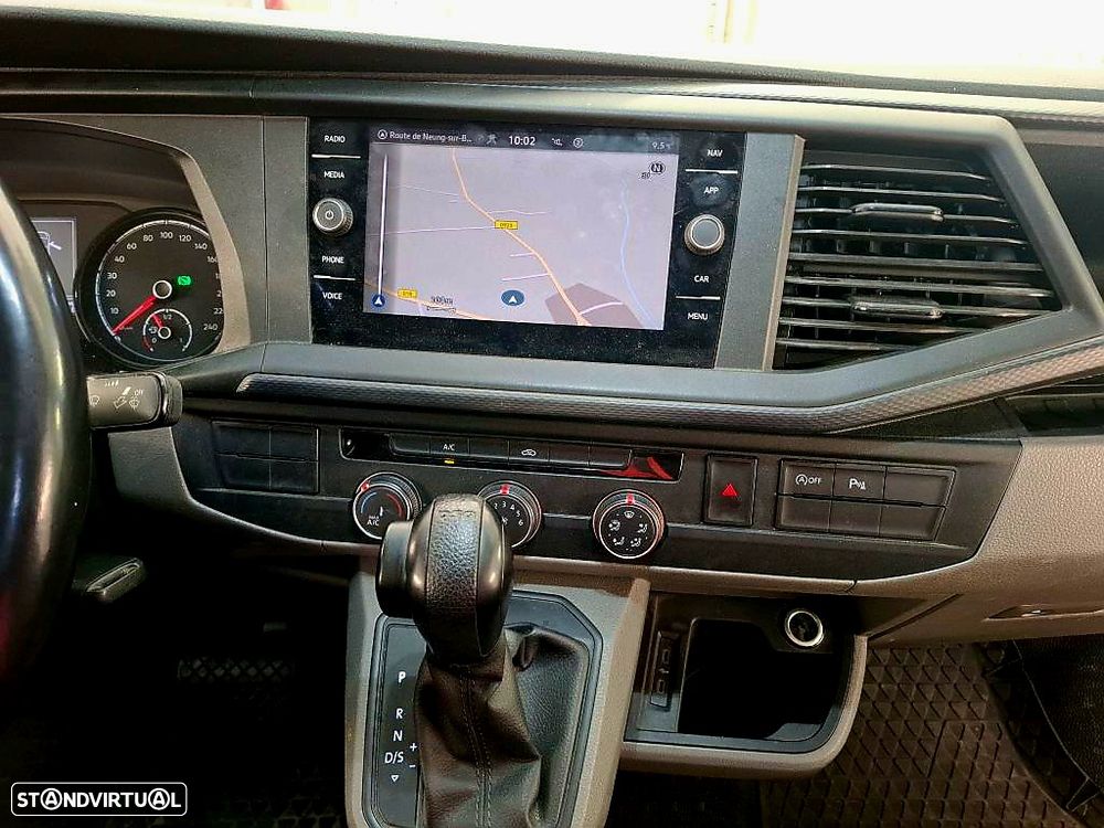 VW Transporter California T6.1 DSG Beach Tour Edition - 10