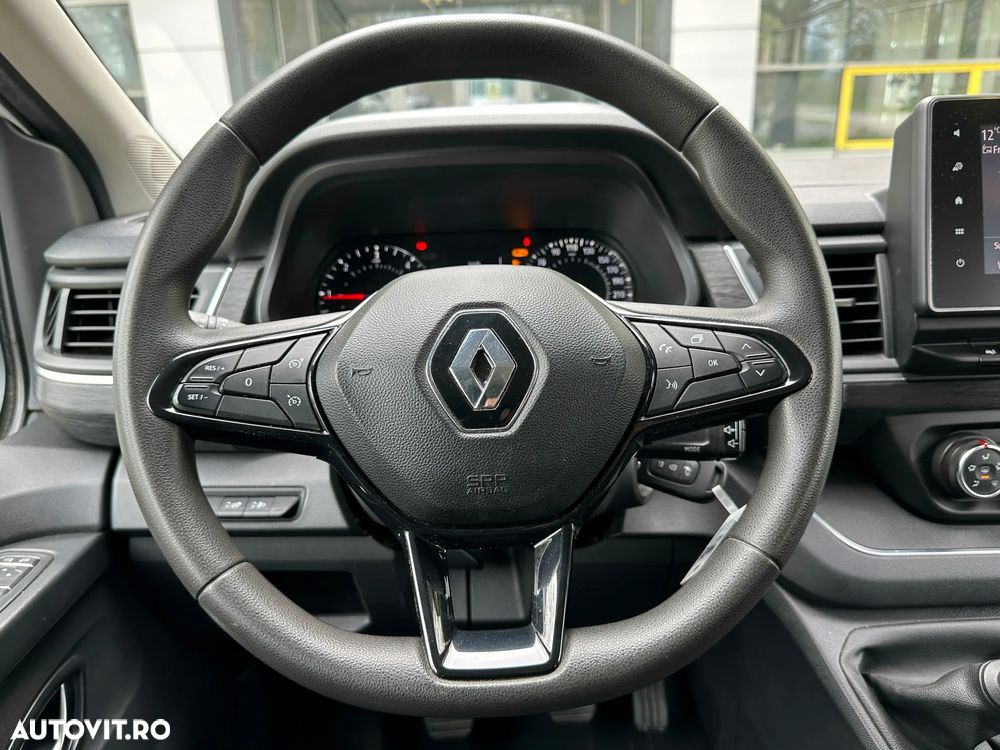 Renault Trafic 2.0 Blue dCi 110 S&S L2 8+1 Zen - 19