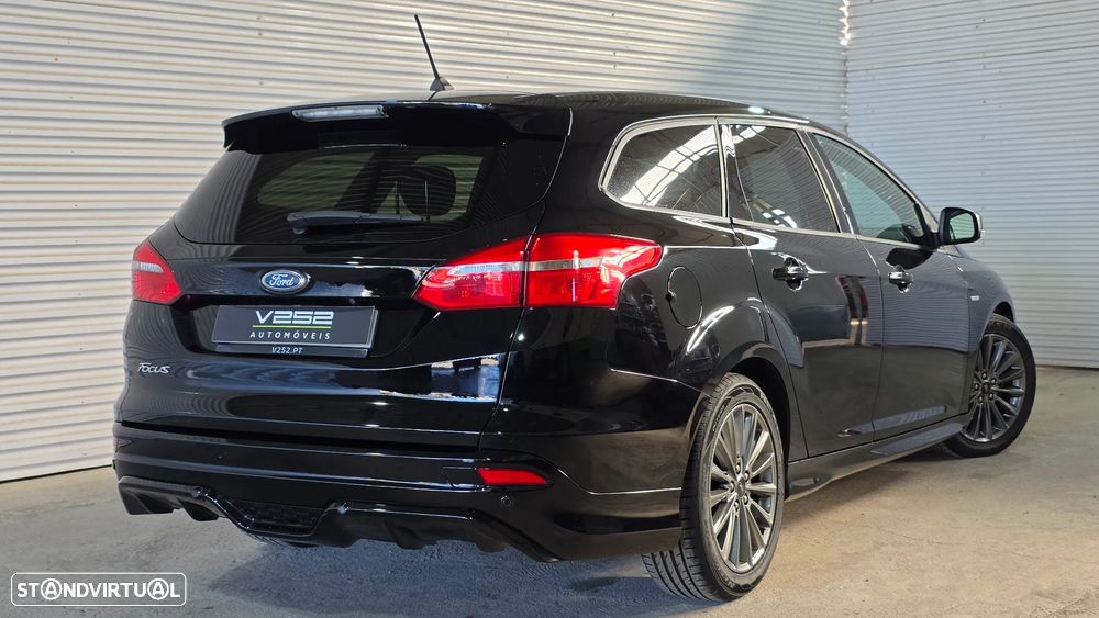 Ford Focus SW 1.5 TDCi EcoBlue ST-Line - 8