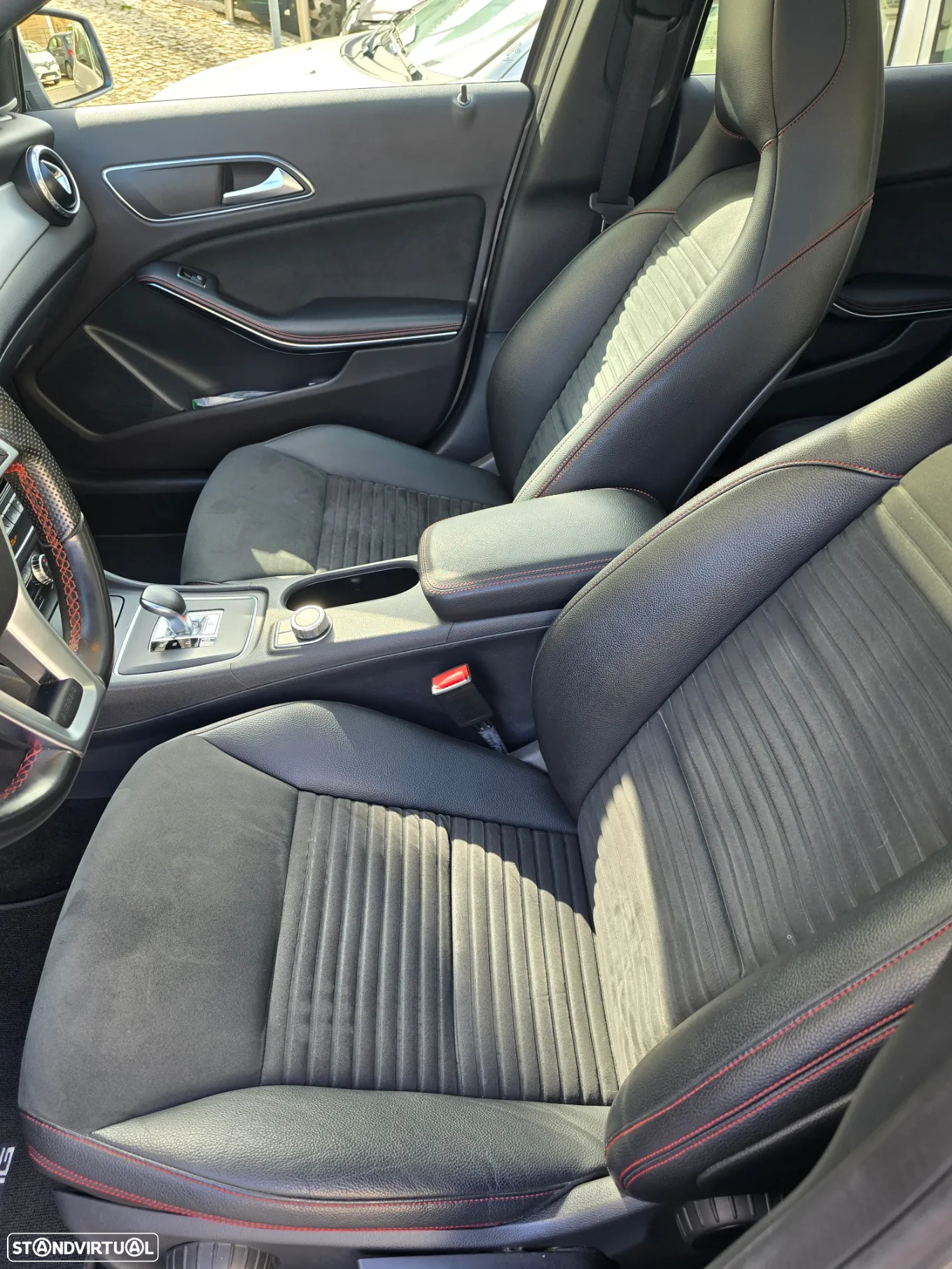 Mercedes-Benz GLA 45 AMG 4-Matic - 21