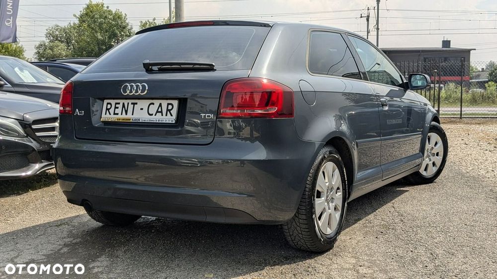 Audi A3 3-drzwiowe 1.6 TDI Ambiente - 12