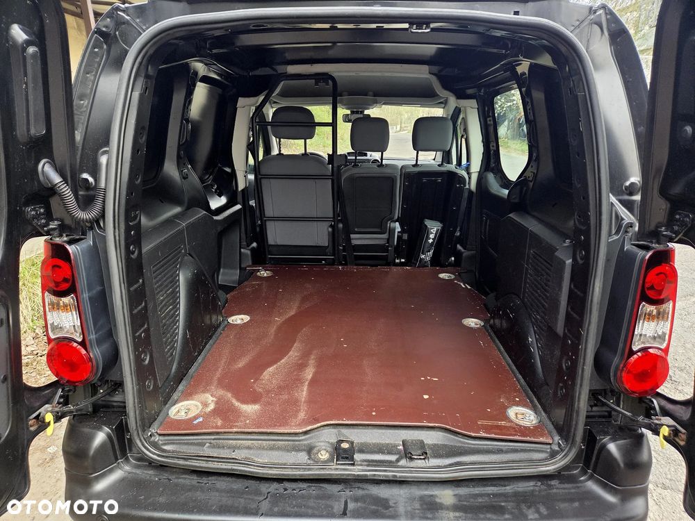 Peugeot PARTNER - 11