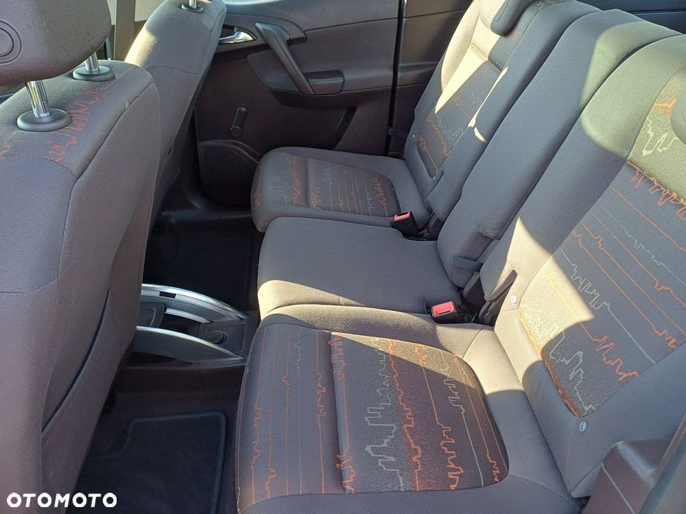 Opel Meriva - 12