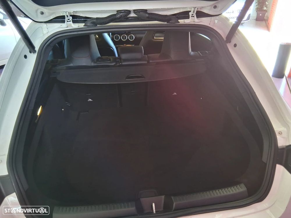Mercedes-Benz CLA 180 - 10