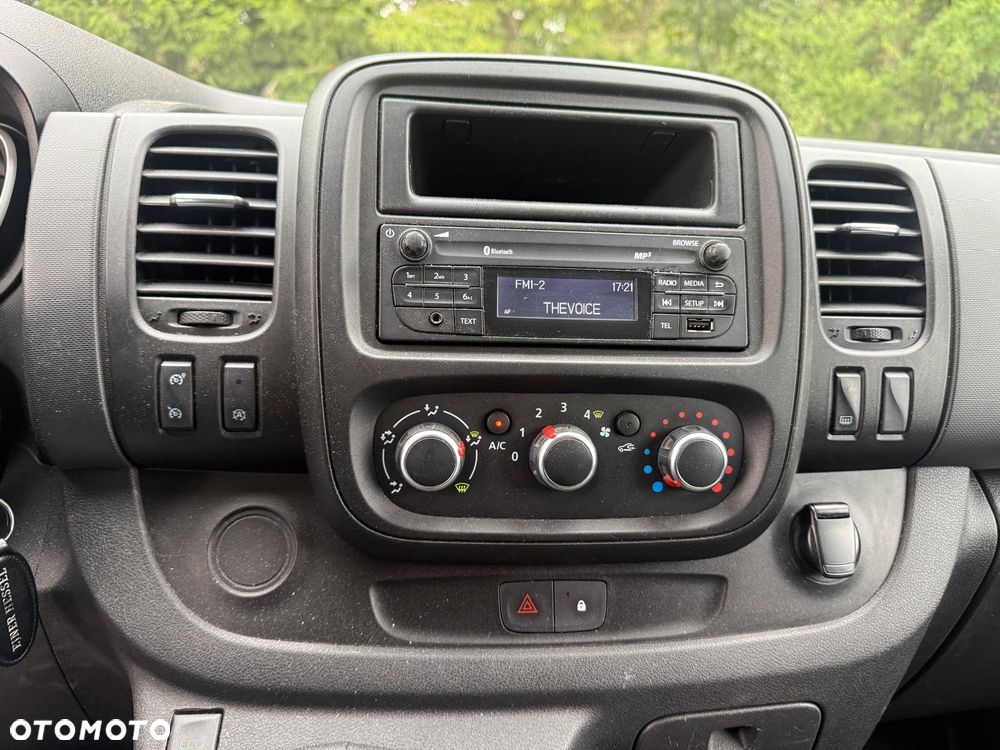 Renault TRAFIC 2.0 DCi *Long *kamera *tempomat *FAKTURA VAT* - 17