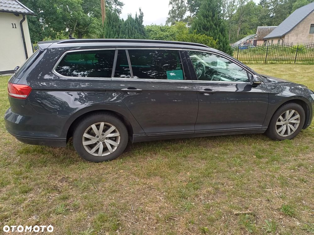 Volkswagen Passat 2.0 TDI SCR DSG Comfortline - 14