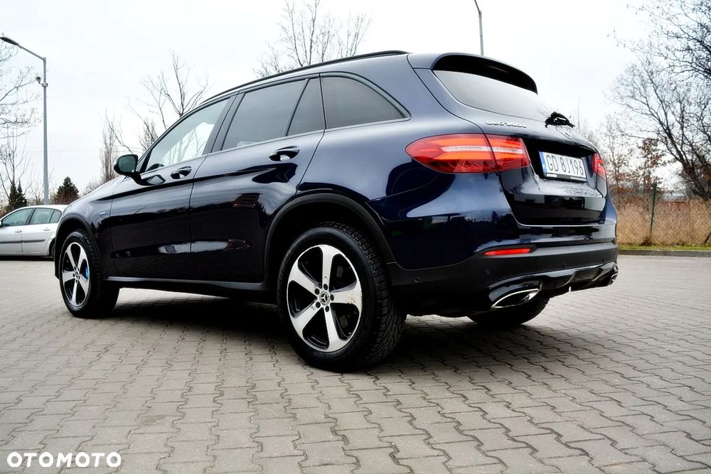 Mercedes-Benz GLC - 4