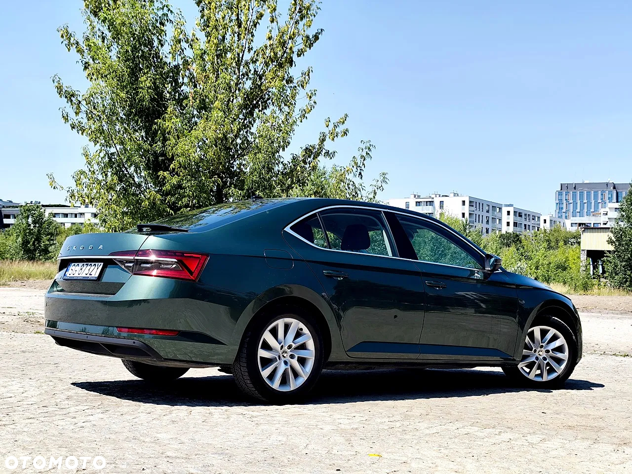 Skoda Superb 2.0 TDI SCR Style DSG - 6