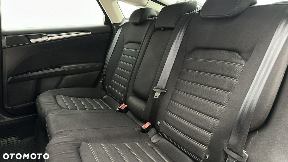 Ford Mondeo - 13