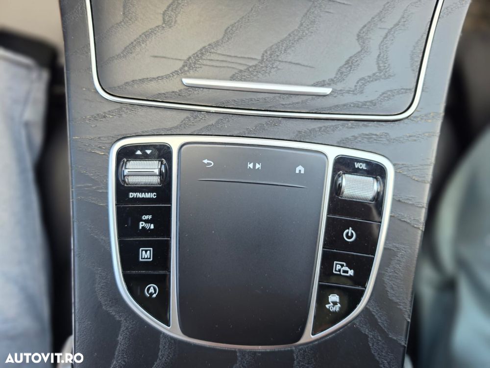 Mercedes-Benz GLC 220 d 4MATIC 9G-TRONIC AMG Line - 35