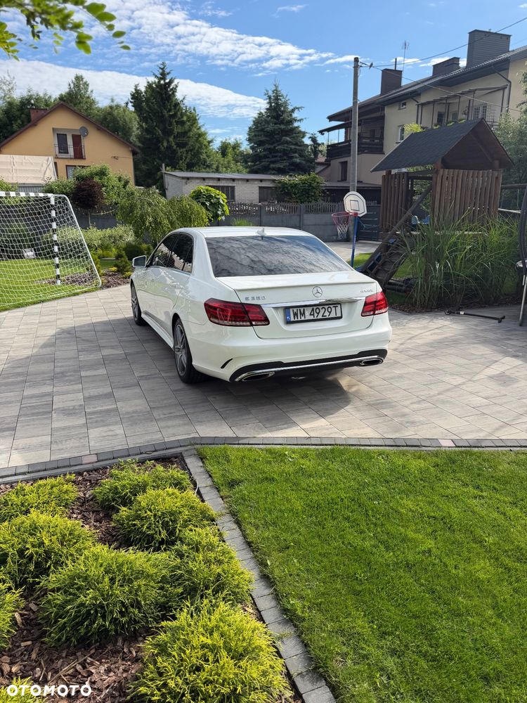 Mercedes-Benz Klasa E 350 4Matic 7G-TRONIC - 34