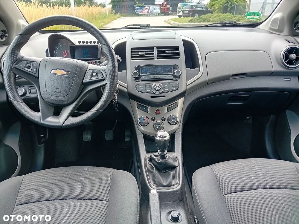 Chevrolet Aveo 1.2 LT+ - 12