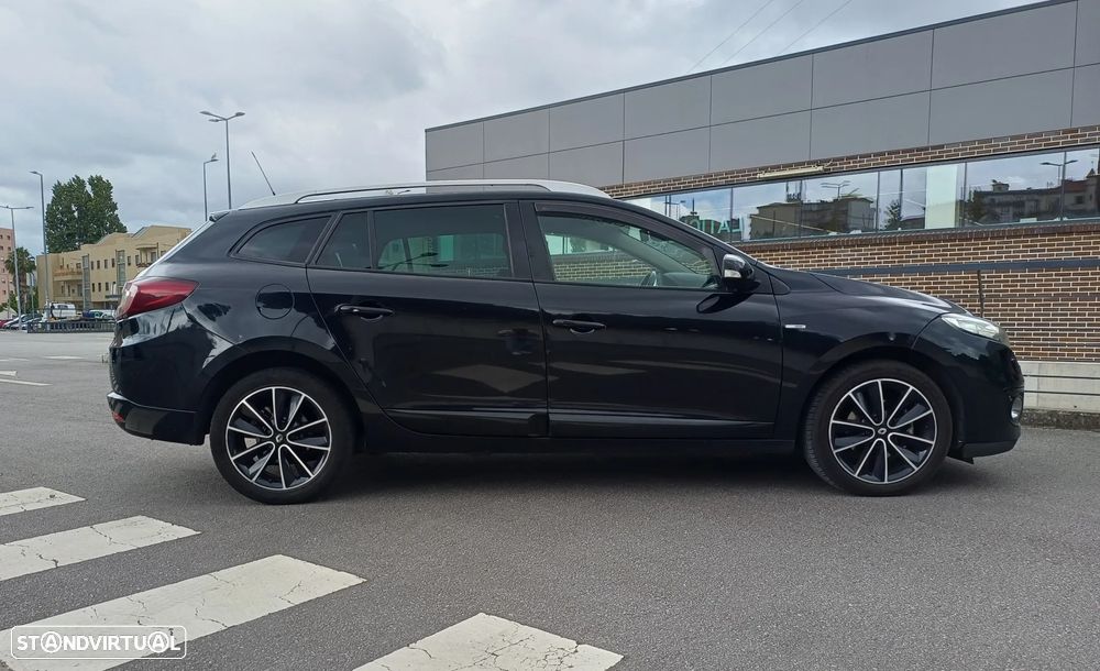 Renault Mégane Sport Tourer ENERGY dCi 130 Start & Stopp Bose Edition - 4