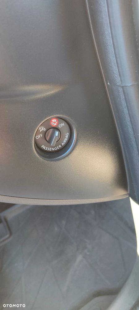 Renault Clio 1.5 dCi Energy Alize - 17