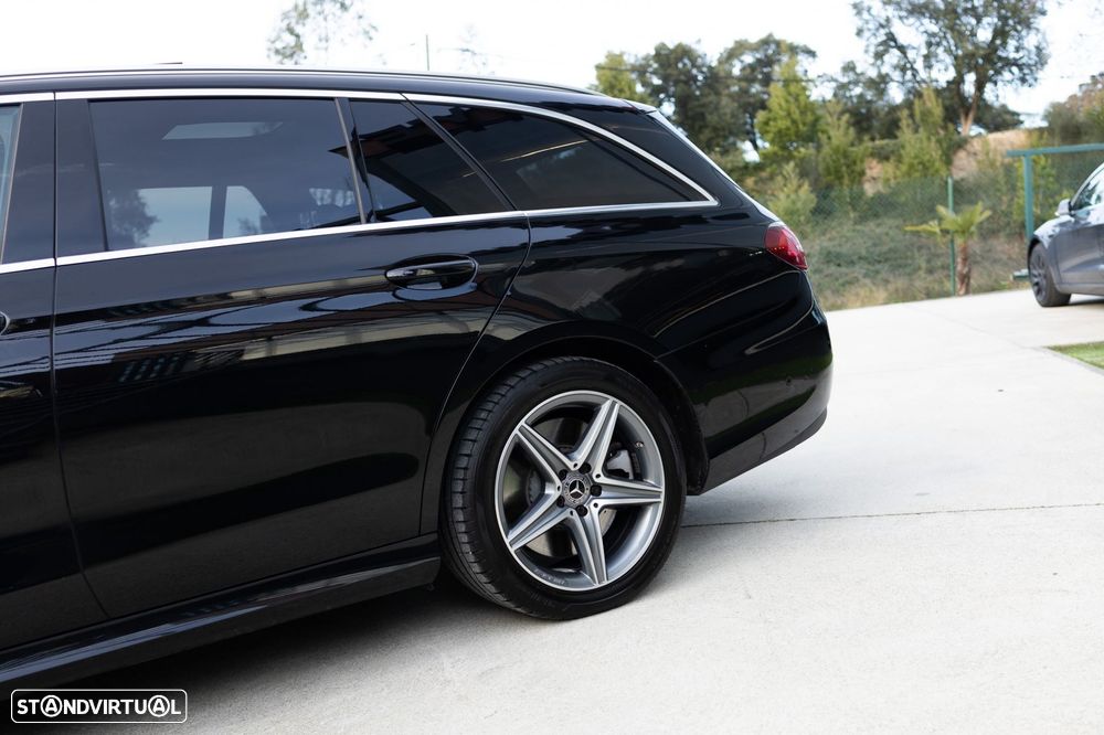 Mercedes-Benz E 300 de AMG Line - 11