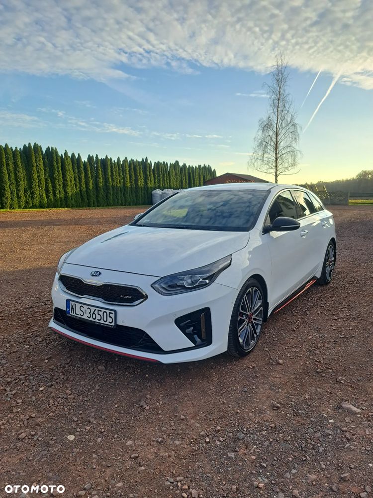 Kia ProCeed - 1