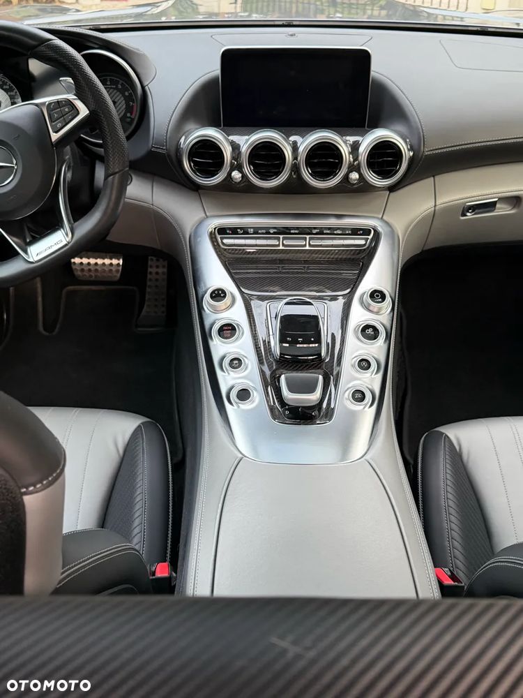 Mercedes-Benz AMG GT Speedshift 7G-DCT - 11