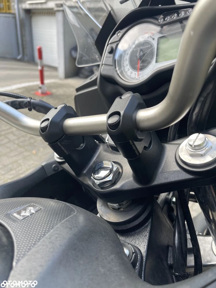 Suzuki DL - 8