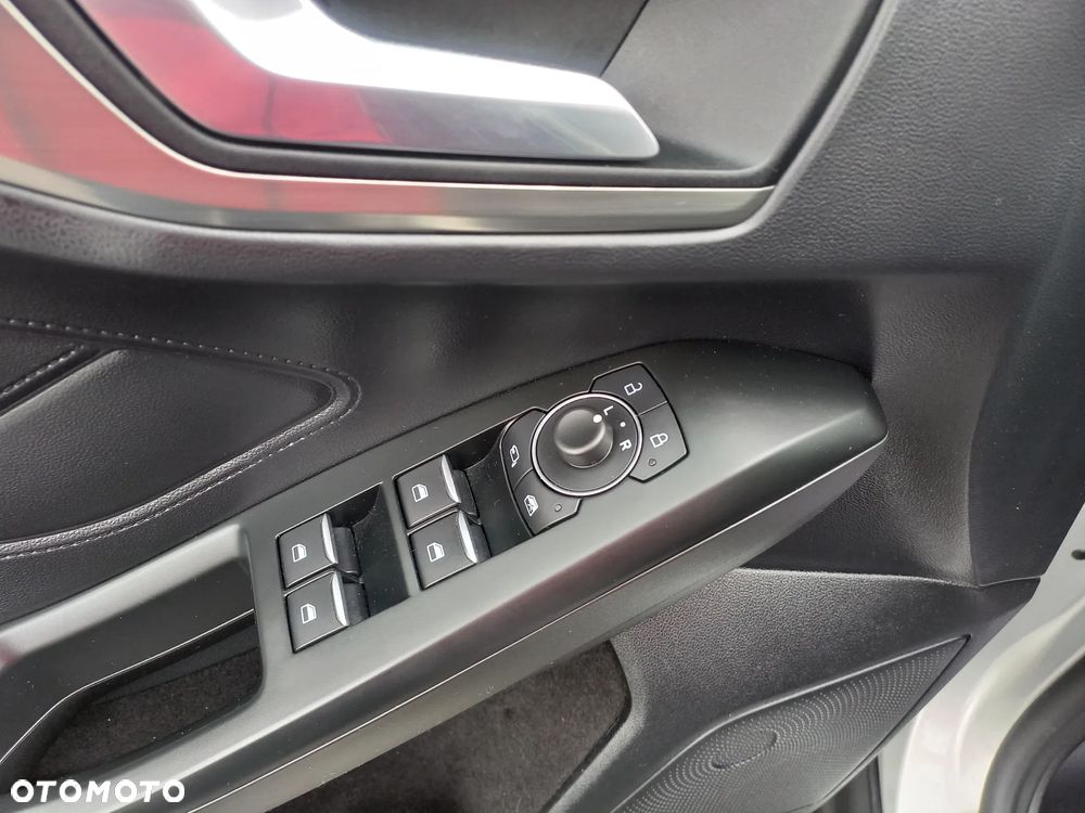 Ford Focus 1.5 EcoBlue STart-Stopp-System TITANIUM - 34