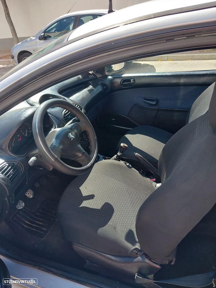 Peugeot 206 1.1 Color Line - 14