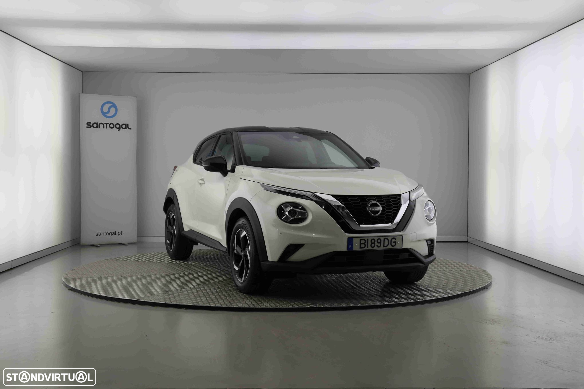 Nissan Juke 1.0 DIG-T N-Connecta NAV.+TwoTone NC - 2