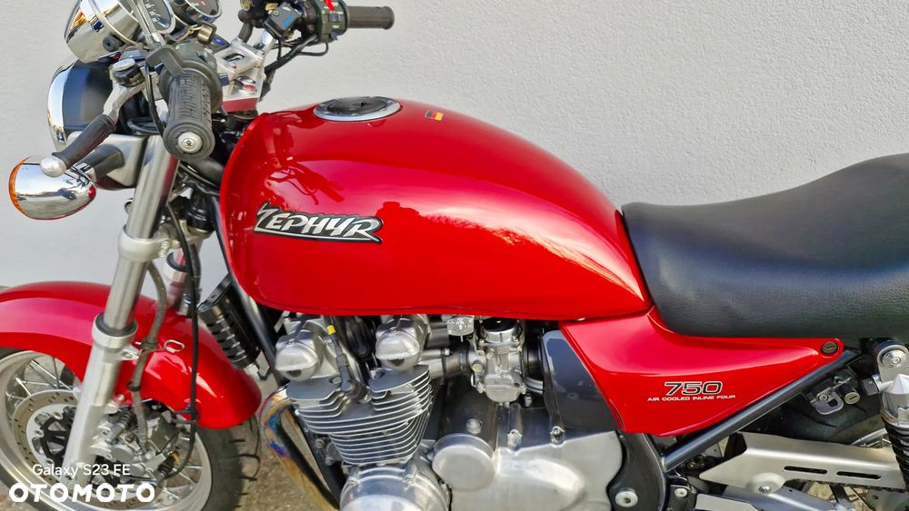 Kawasaki Zephyr - 16