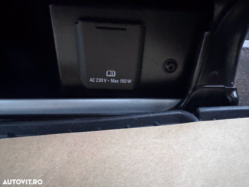 Opel Vivaro - 18
