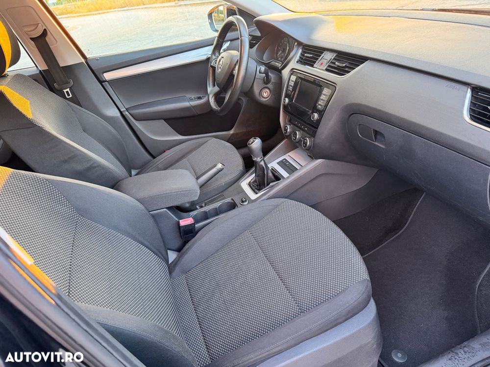 SKODA Octavia 2013 — imagine 10