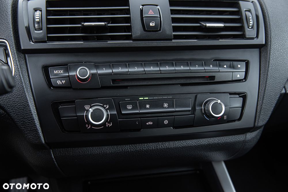 BMW Seria 1 116d EfficientDynamics Edition - 19
