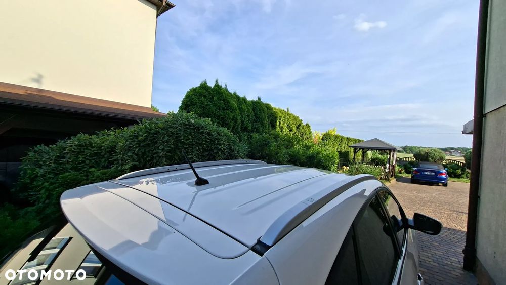 Hyundai ix35 2.0 CRDi 4WD Automatik Style - 10