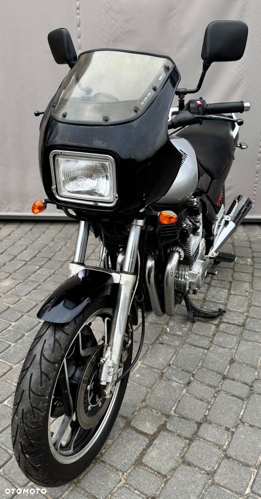 Yamaha XJ - 5