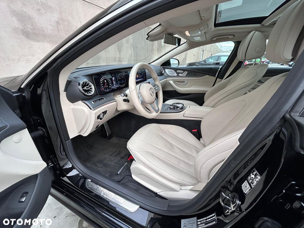 Mercedes-Benz CLS - 10