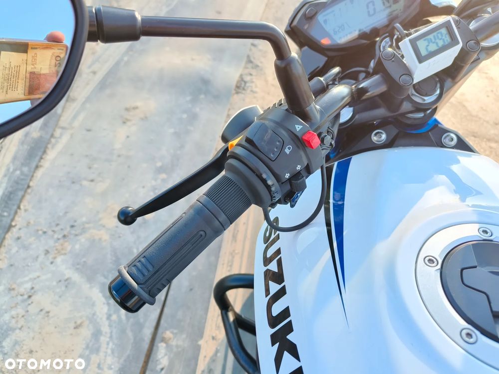 Suzuki SV - 6
