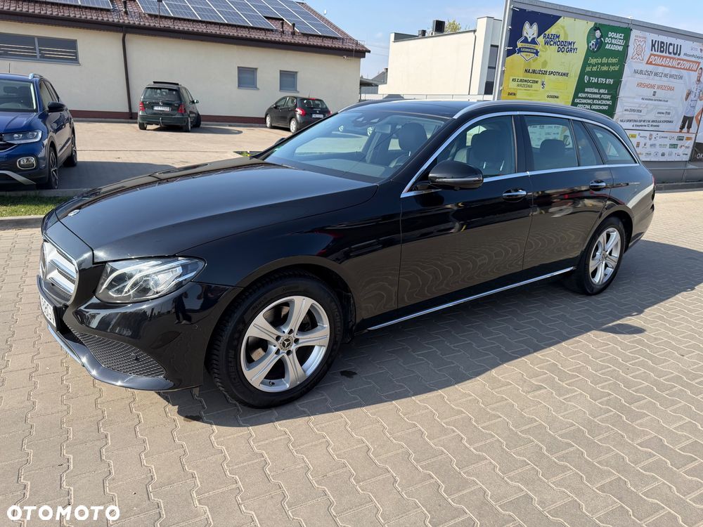 Mercedes-Benz Klasa E 220 d 9G-TRONIC Avantgarde - 4