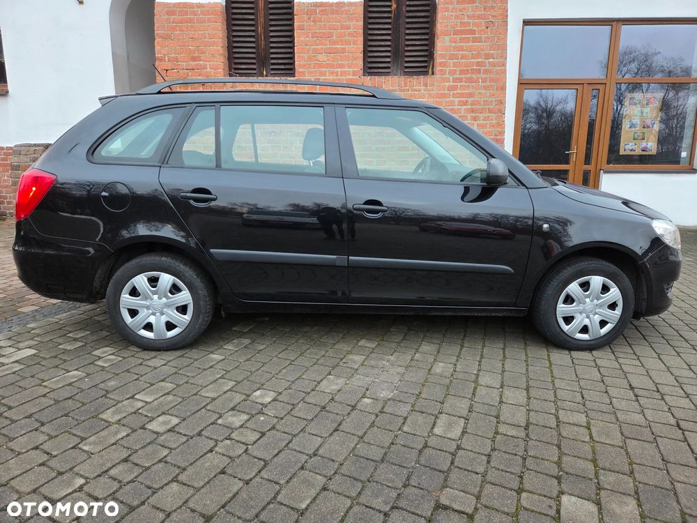 Skoda Fabia 1.2 TSI Ambiente - 6