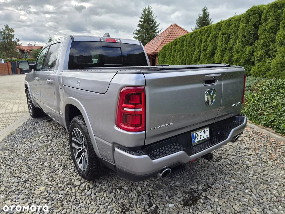 RAM 1500 - 4
