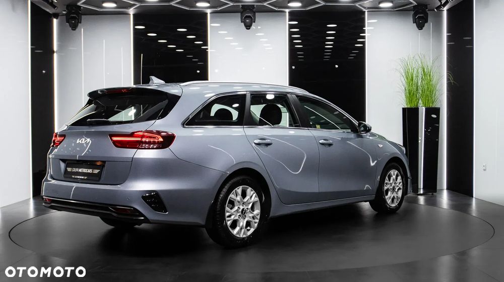 Kia Ceed 1.5 T-GDI M - 5
