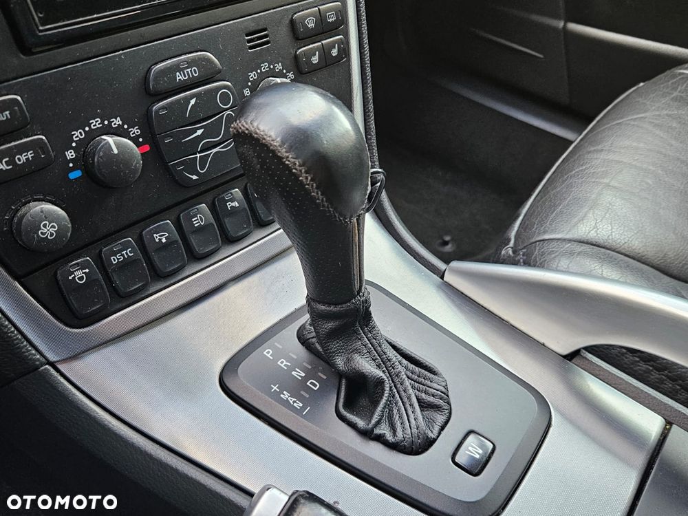 Volvo XC 70 AWD Summum - 21