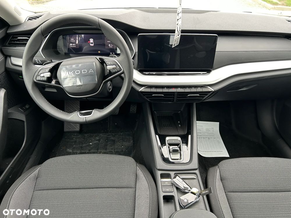 Skoda Octavia 1.5 TSI mHEV Drive Selection DSG - 10