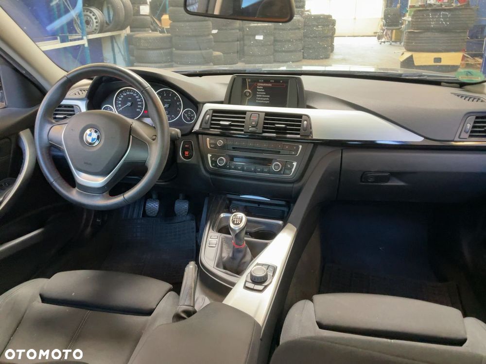 BMW Seria 3 316i Sport Line - 5