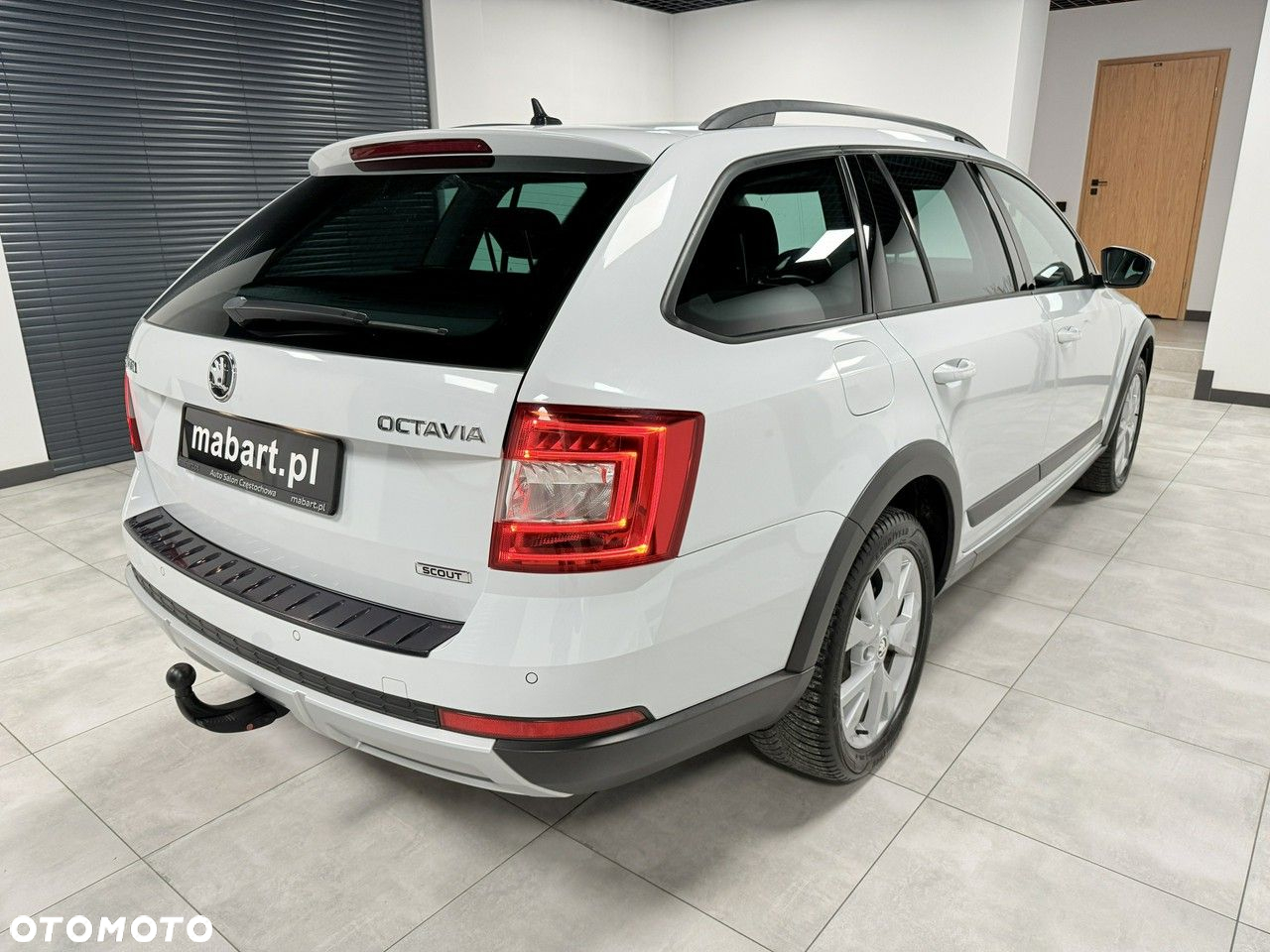 Skoda Octavia Combi 2.0 TDI 4x4 DSG Scout - 6