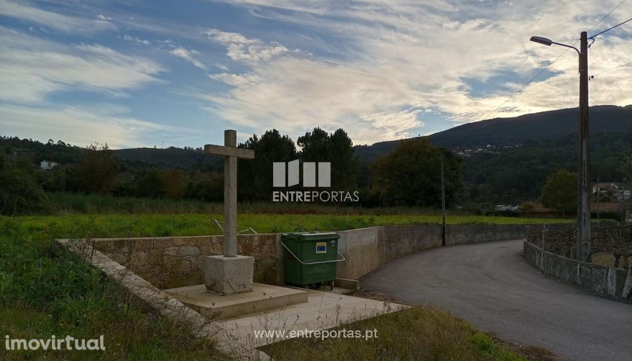 Terreno plano para venda, Cornes, Vila Nova de Cerveira - Grande imagem: 4/27