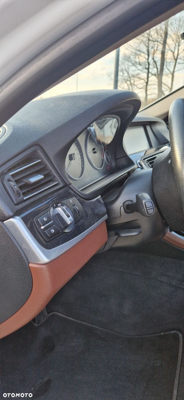 BMW Seria 5 - 24