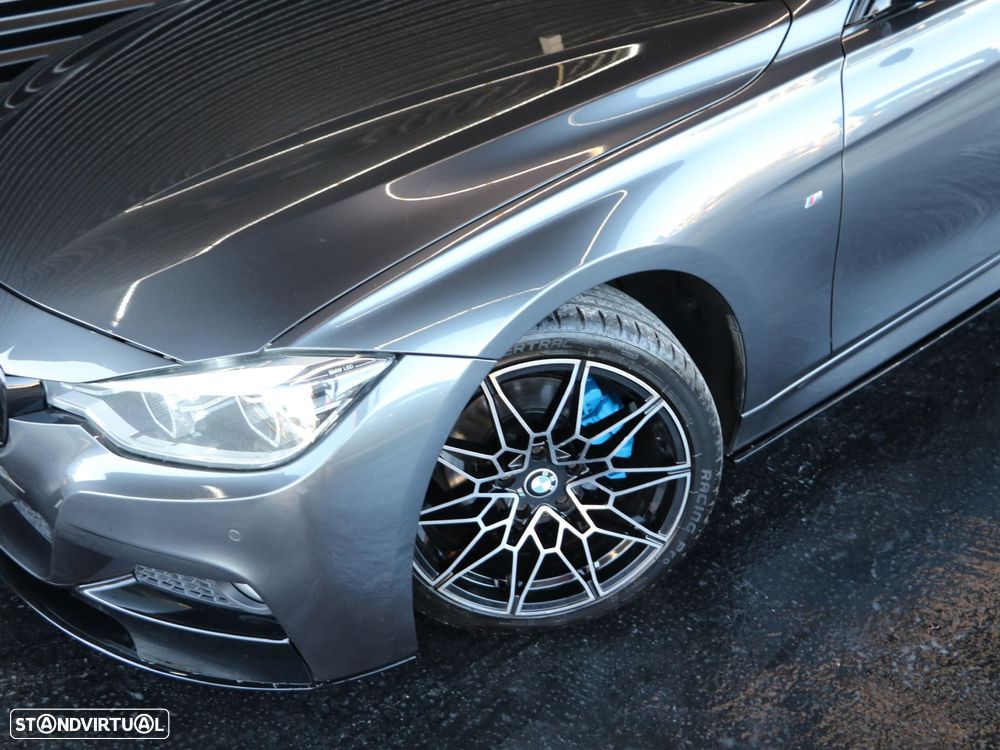 BMW 318 d Touring Pack M Auto - 2