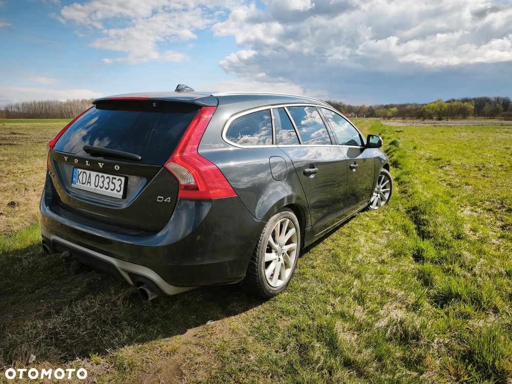 Volvo V60 - 18