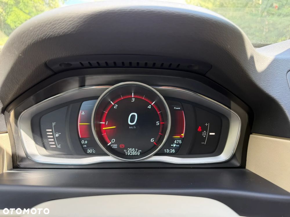 Volvo XC 70 D4 AWD Summum - 19