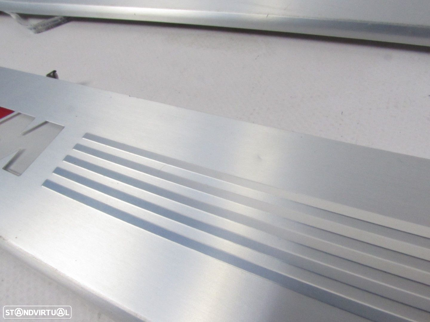 Conjunto de rodapés Iluminados - Pack M SEMI-NOVO/ ORIGINAL BMW 7 (G11, G12) 514... - 2